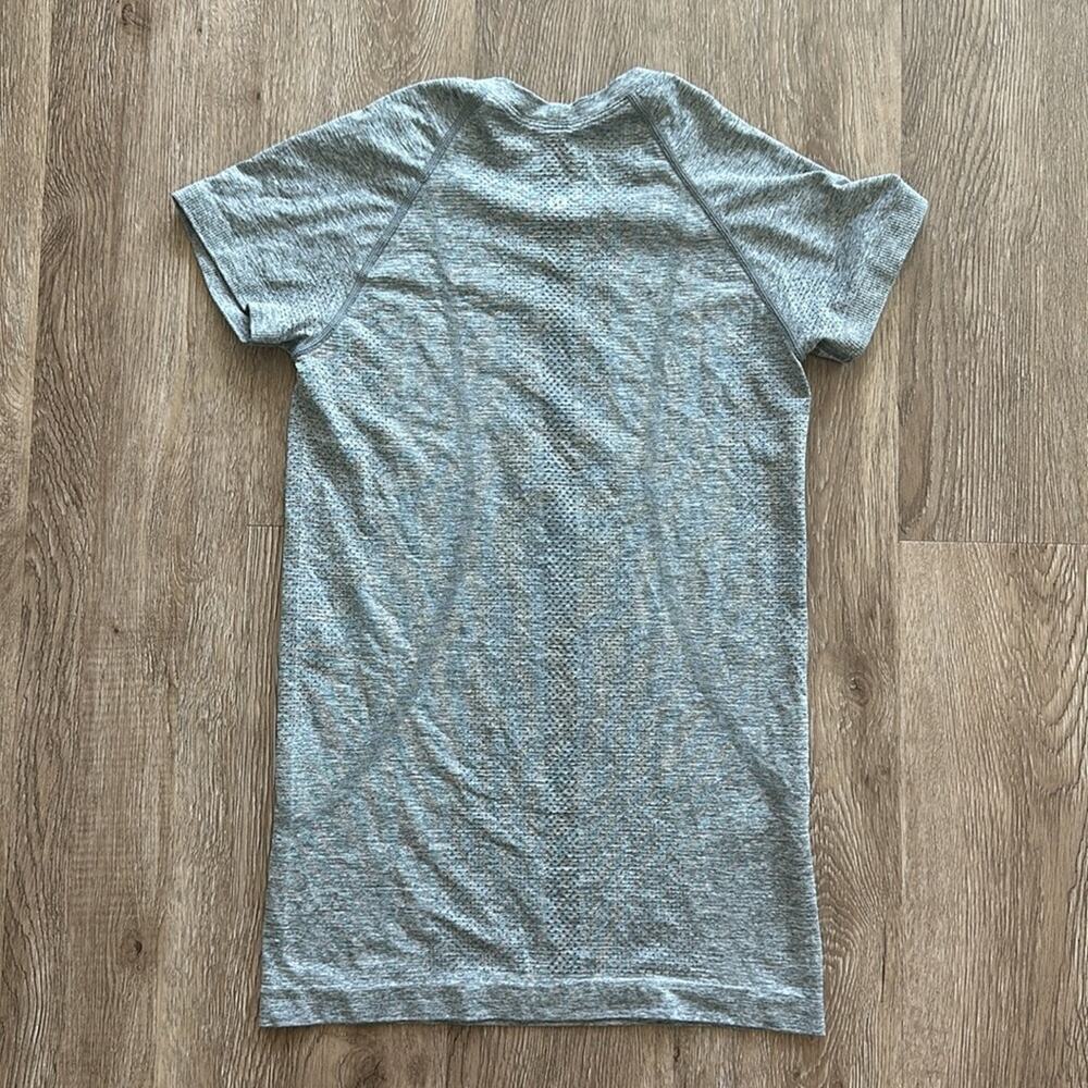 Lululemon X Peloton Swiftly Tech Crew Short Sleeve Shirt Slate & White Size 4 - Picture 6 of 6